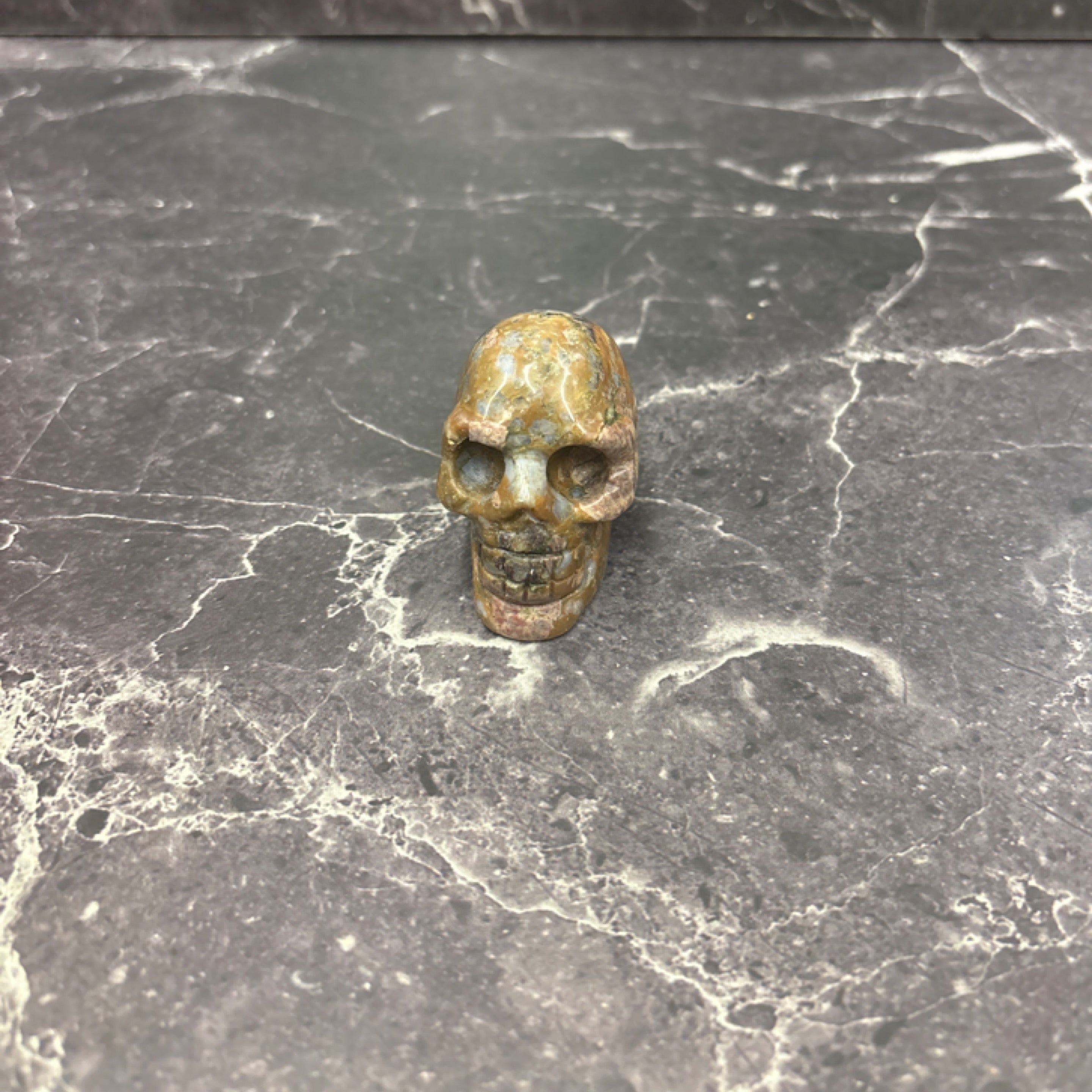 💀 Polished Jasper Skull – Transformation, Protection & Ancient Energy 🔮✨