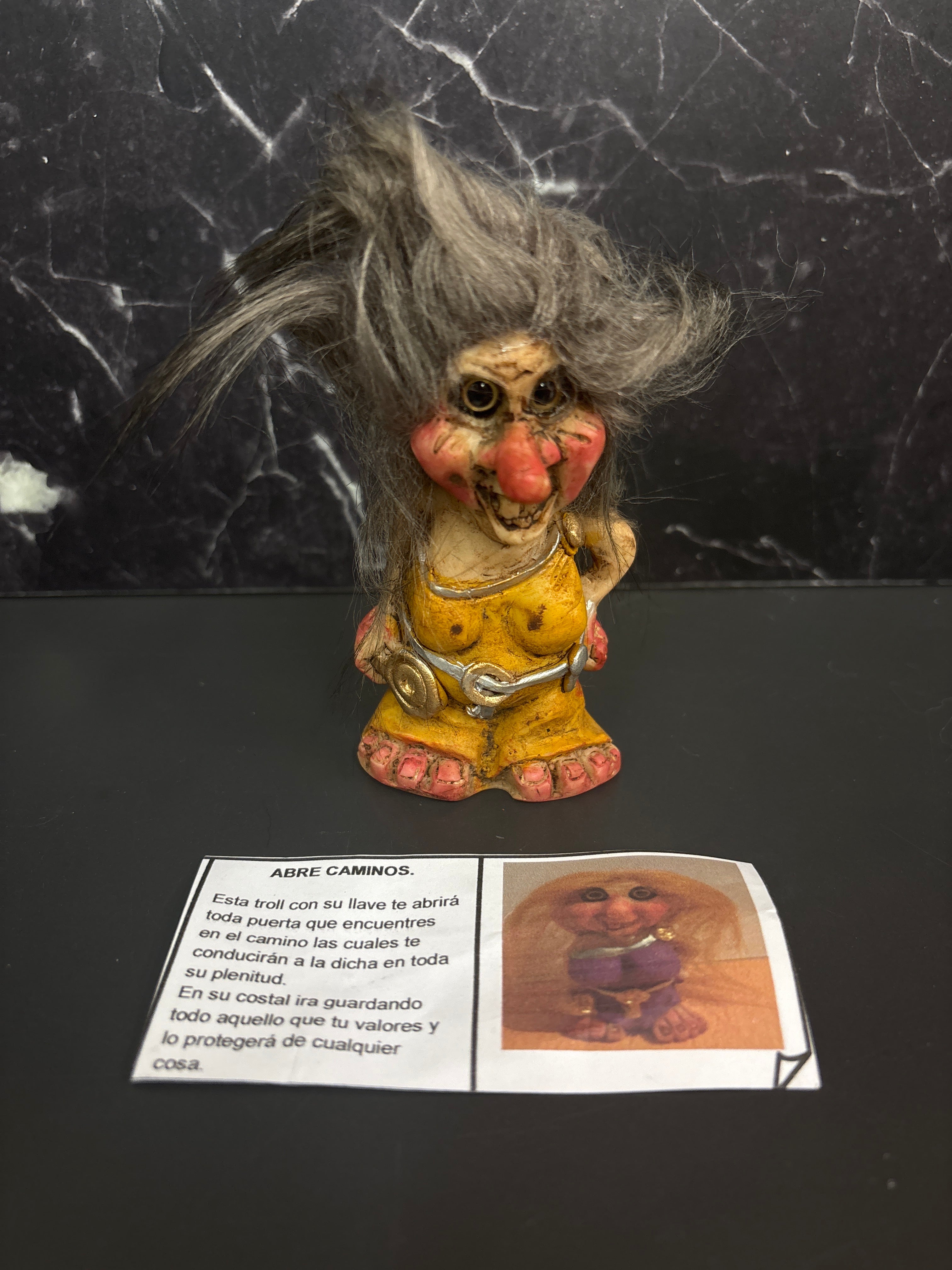 Abre Caminos Troll Figurine
