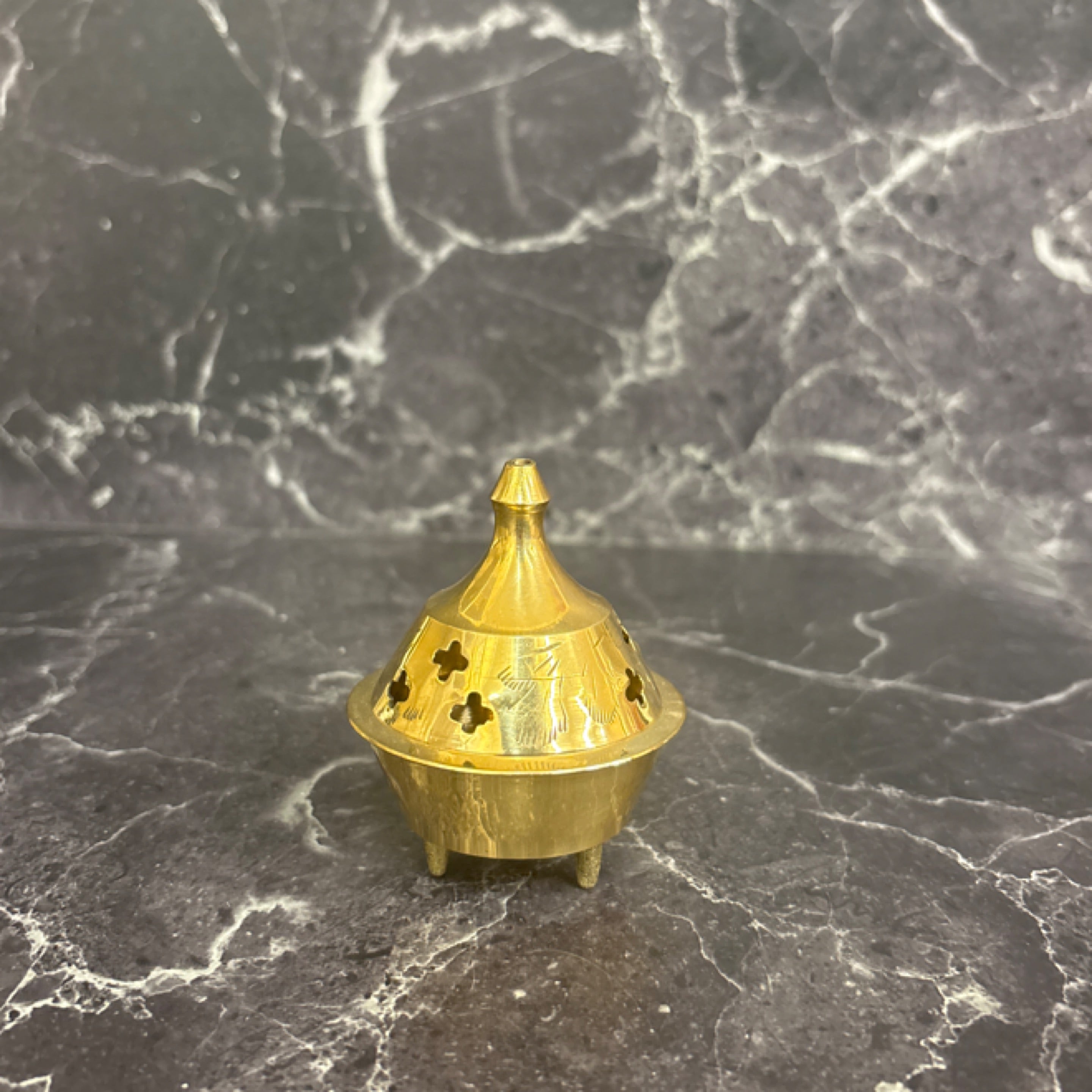 Mini Brass Incense Burner – Vintage Golden Charcoal Holder 🌙