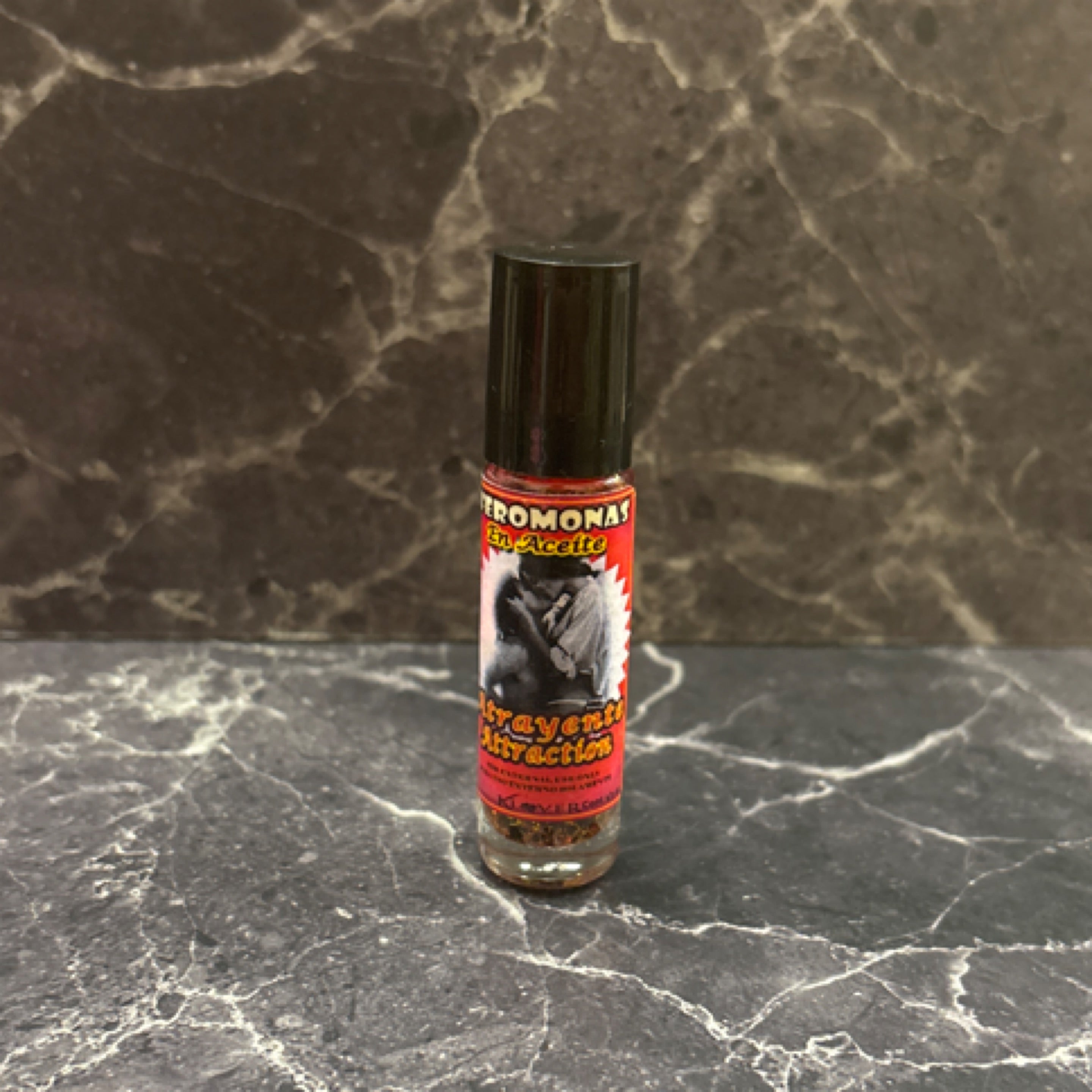Atrae y Enamora Pheromone Oil – Powerful Attraction Roll-On