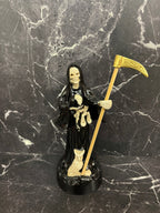 🪦 Santa Muerte Statue – Spiritual Guardian & Protector (White, Black, Purple, Black & White, Multicolor)