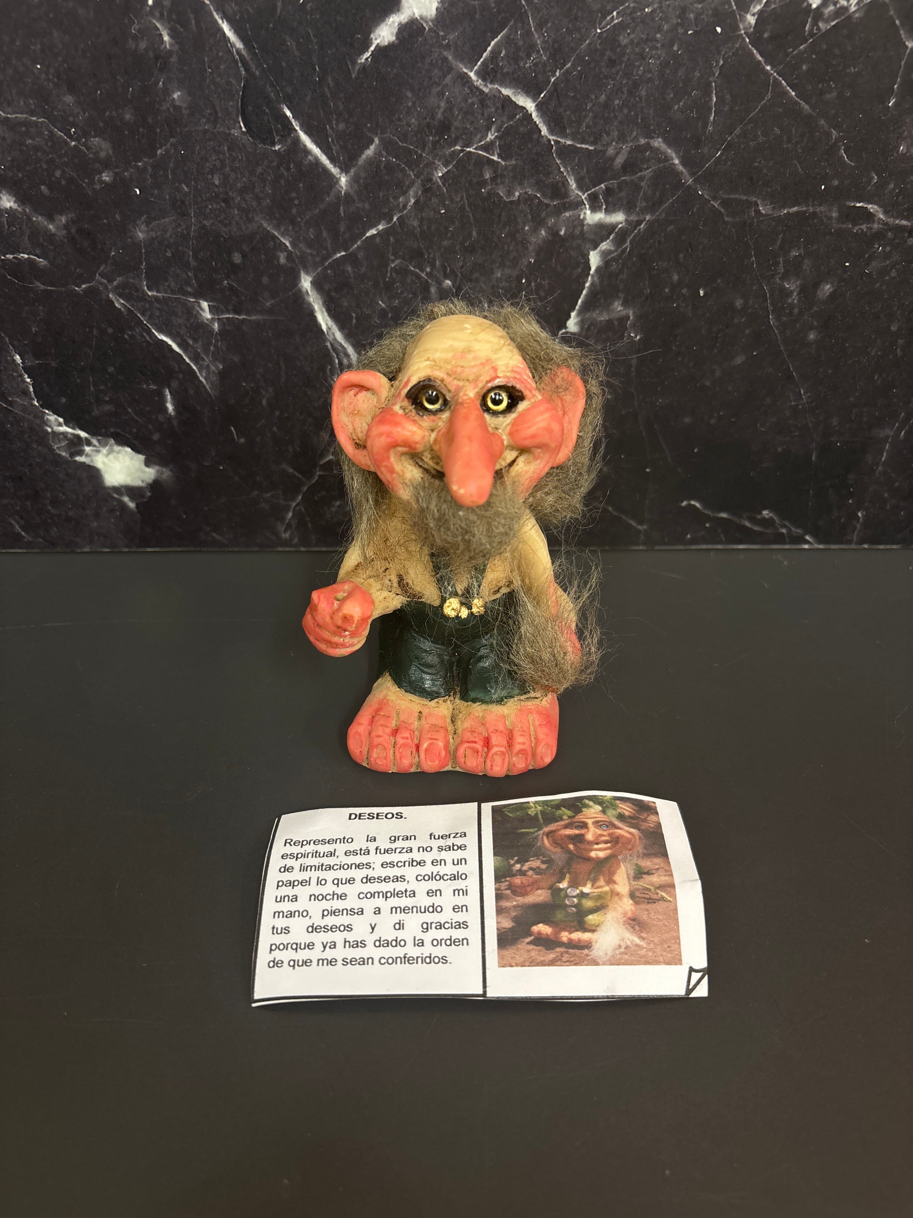 Deseos Wish Granting Troll Figurine