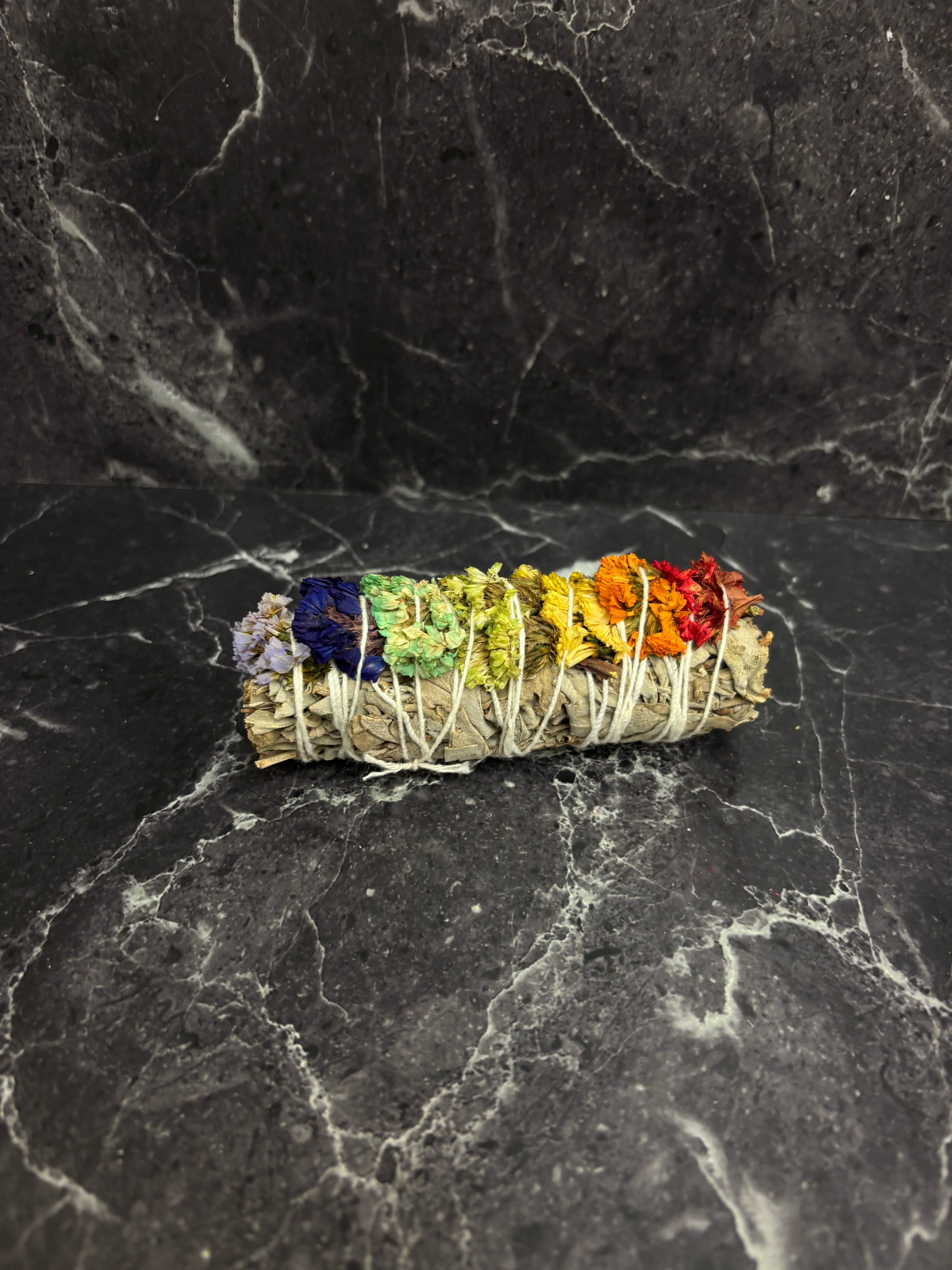 Palo Santo & Sage Smudge Bundle – Cleansing & Energy Healing (4 Variants)